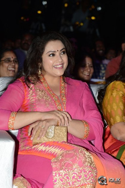 Meena-at-Mama-Manchu-Alludu-Kanchu-Movie-Audio-Launch